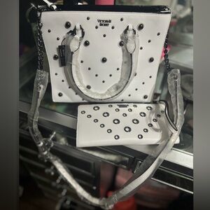 Victoria’s Secret Purse & Matching Wallet ✨